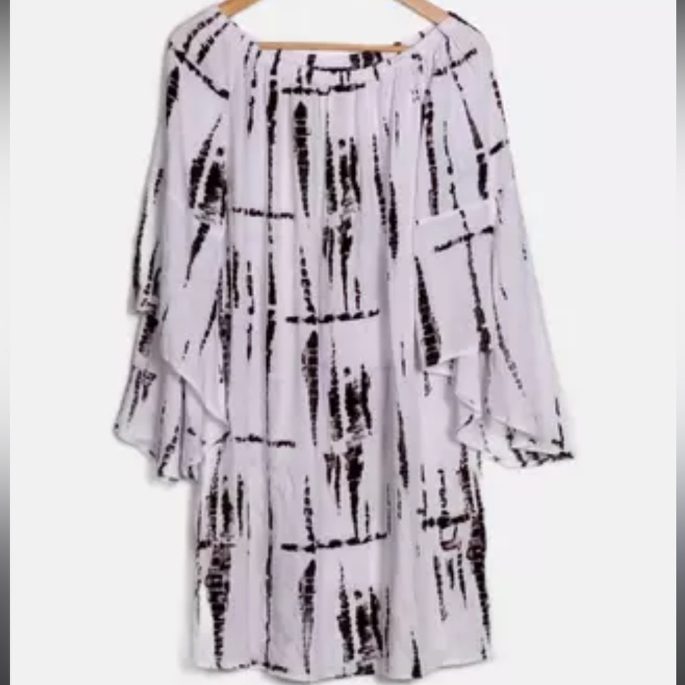 Blanc du Nil Cold Shoulder Mini Dress